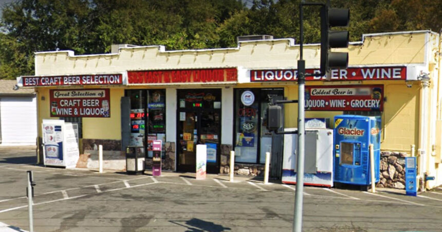 Armed Robber Fatally Shot by Store Employee After Struggle Over Shotgun