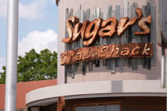 Masked Gunman Killed by Employee During Attempted Robbery at Sugar’s Crab Shack