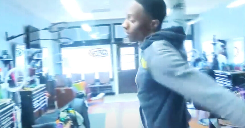 Machete-Wielding Robber Storms Barber Shop, Says ‘You Know What This Is’ — Gets Shot by Employee