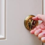 Homeowner Unlocks Door to Late-Night Disturbance, Shoots Intruder After Forced Entry and Assault – USA Carry