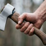 Oregon Apartment Resident Shoots Axe-Wielding Intruder Trying to Break Through Door – USA Carry