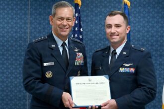 F-22 pilot awarded Air Force’s top flight safety honor 