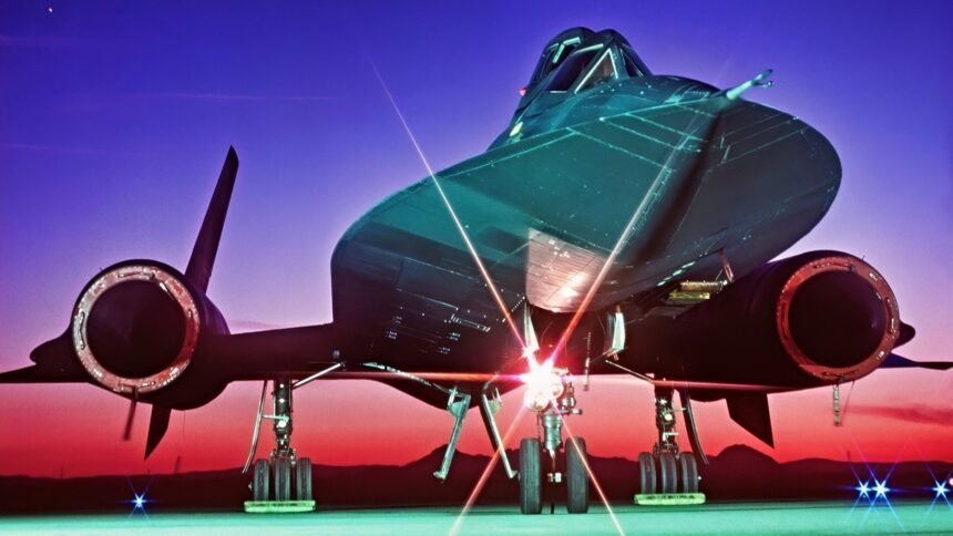 An SR-71 Blackbird Engine Exploded at Mach 2.88 Over Oklahoma. The Crew Landed It In Texas