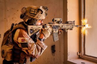 I Am a Retired US Army Special Forces NCO: HK Rates the 416’s Cold-Hammer-Forged Barrel at a Minimum of 15,000 Rounds. Some Users Report Passing 40,000. Tier-One Units Shoot More in a Month Than Line Units Do in a Year.